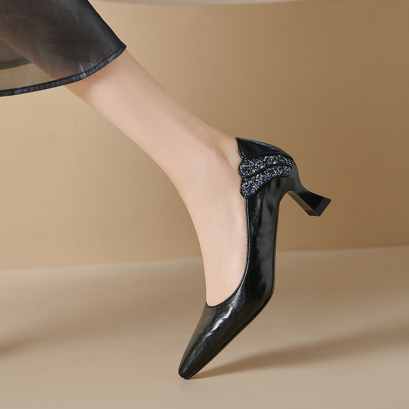 Deep Mouth Flat Shoes - Style q.html - Image 4