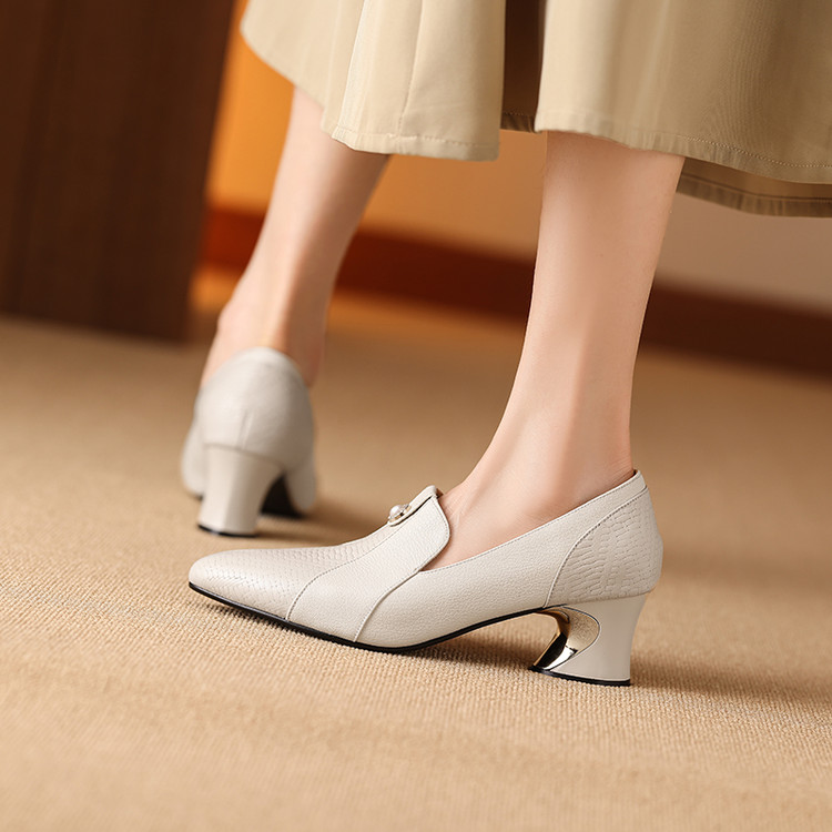 Deep Mouth Flat Shoes with Pearl Square Buckle and Metal Accents