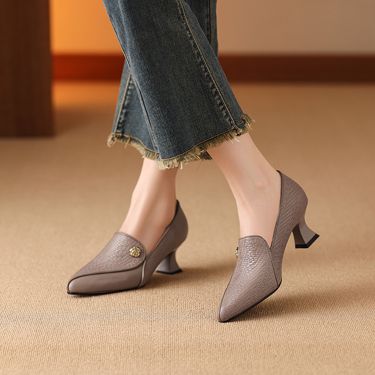 Deep Mouth Flat Shoes – Style o.html